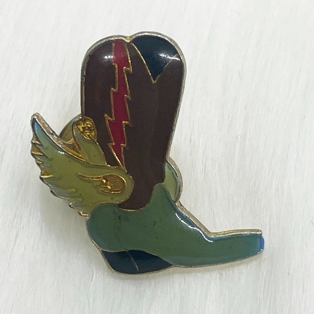 🔮 5/$25 Vintage Cowboy Boot With‎ Angel Wings Pin